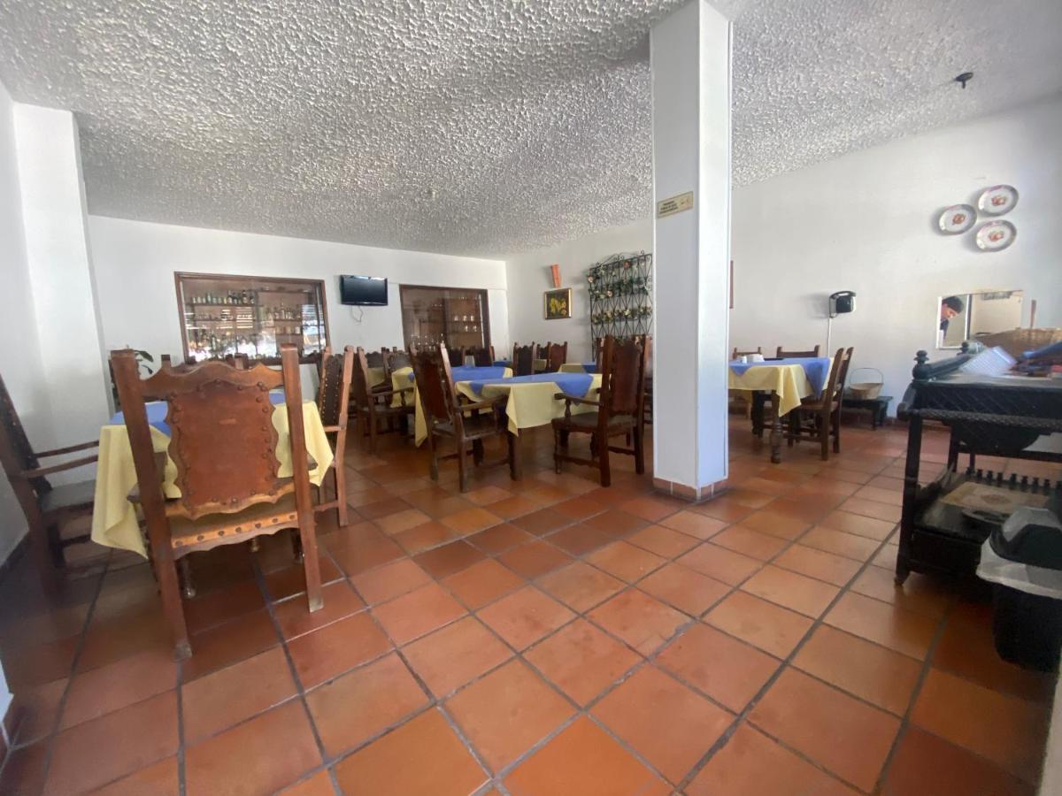 Hotel Colonial Plaza Bucaramanga Extérieur photo