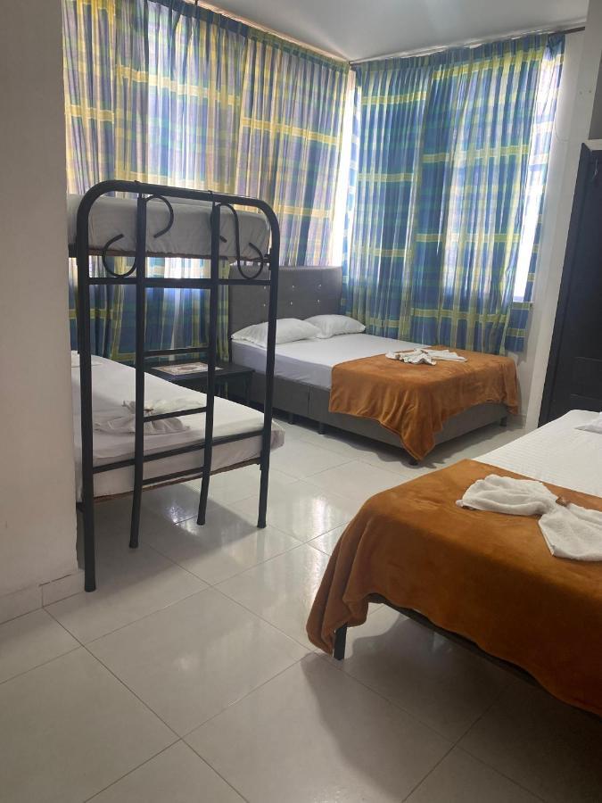 Hotel Colonial Plaza Bucaramanga Extérieur photo