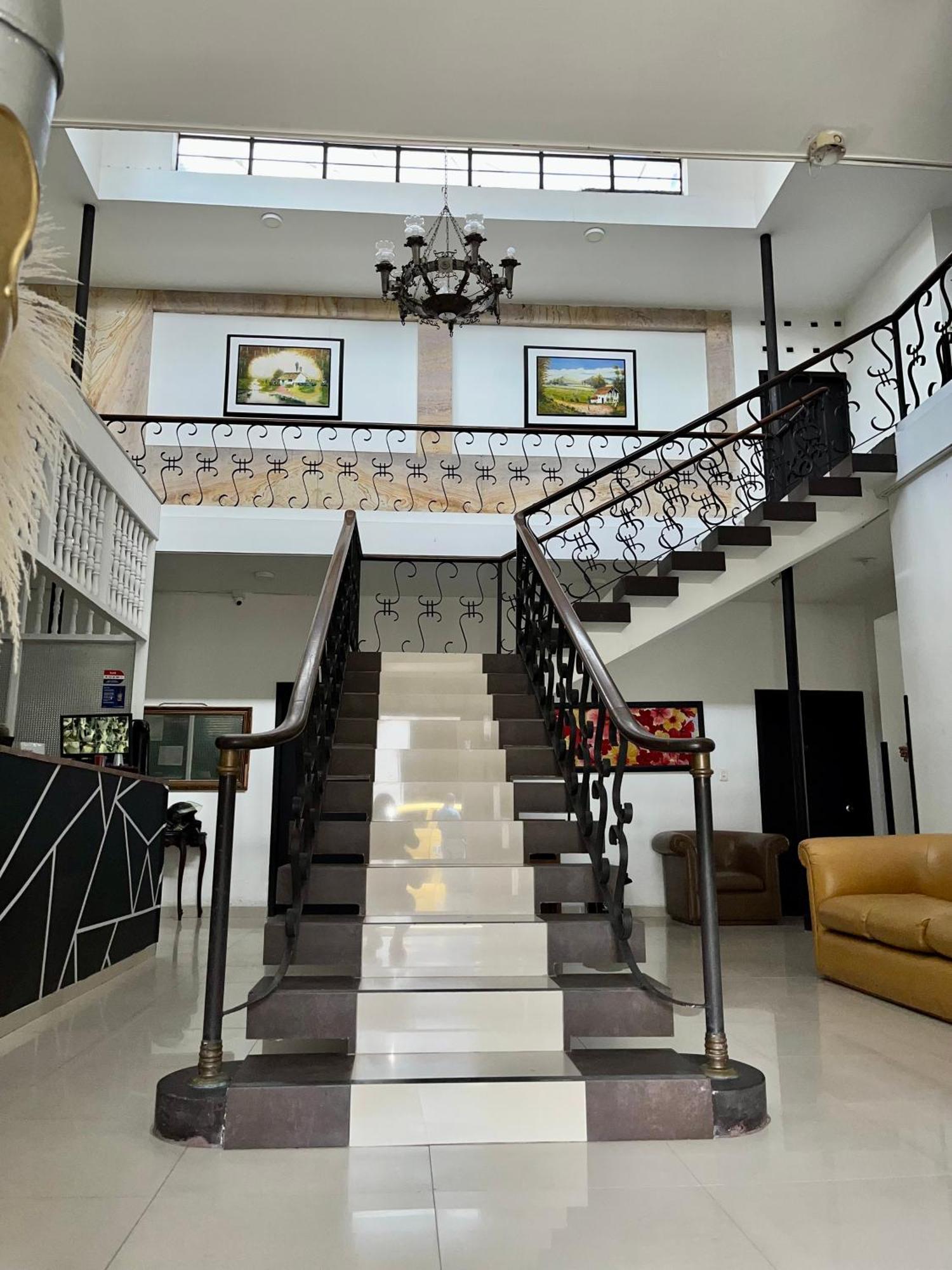 Hotel Colonial Plaza Bucaramanga Extérieur photo