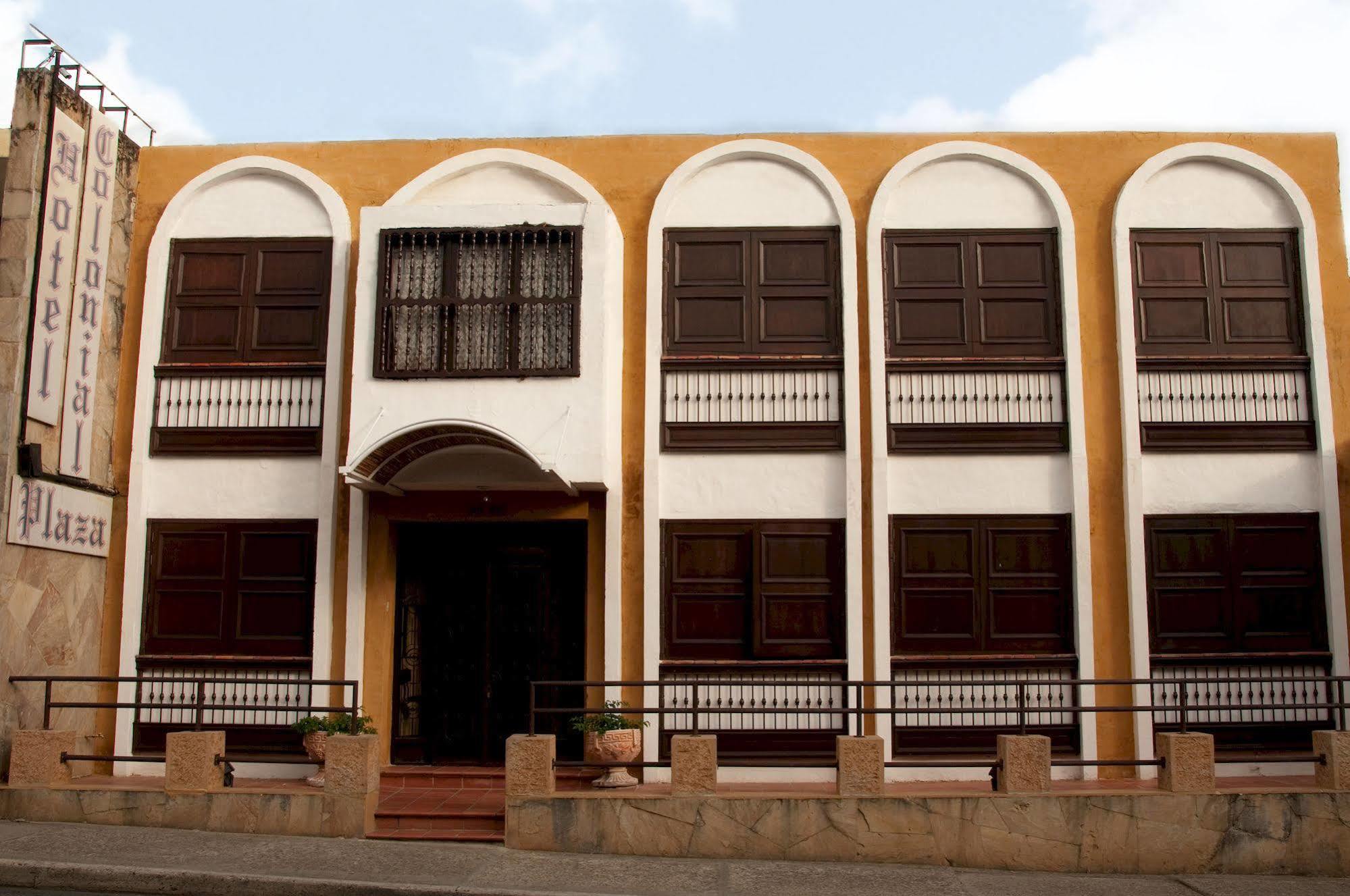 Hotel Colonial Plaza Bucaramanga Extérieur photo